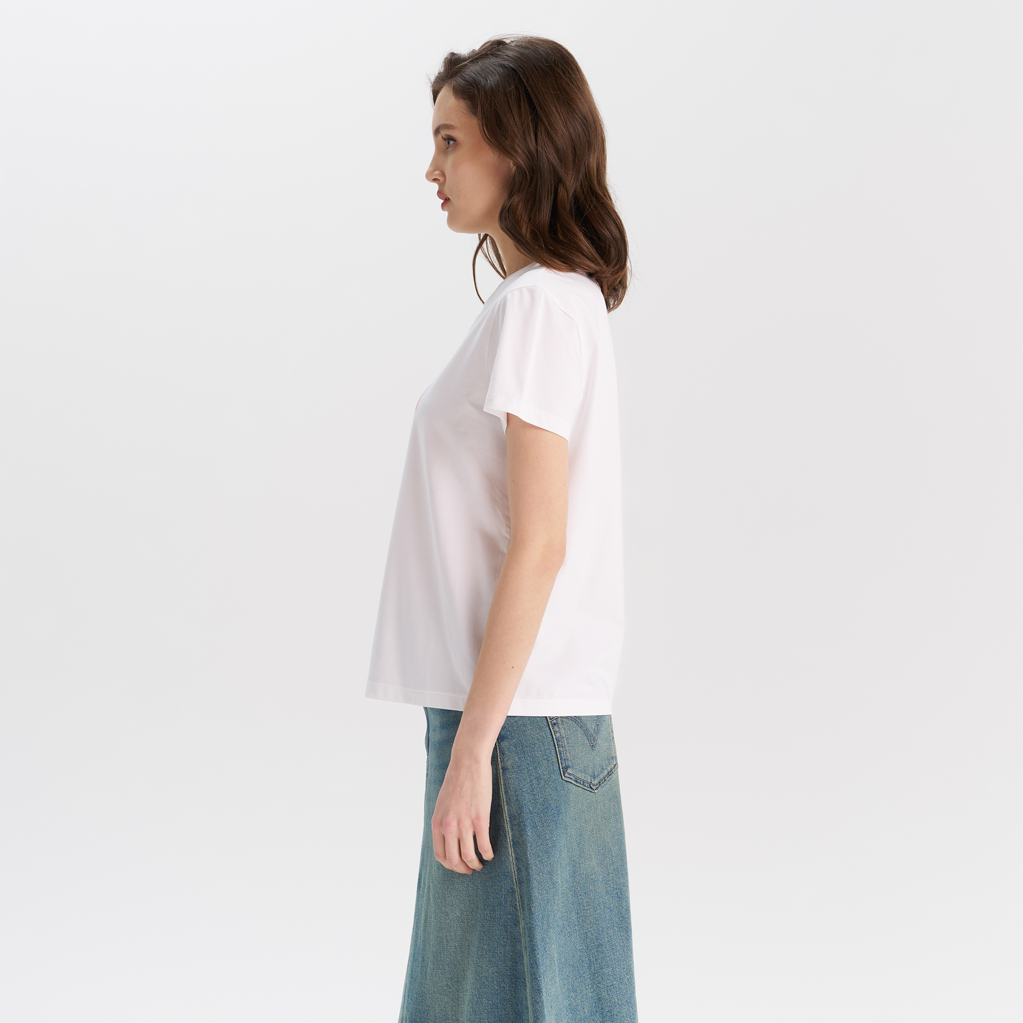 Levi's? Women's Gradient Logo Crew Neck T-Shirt - 图片 4
