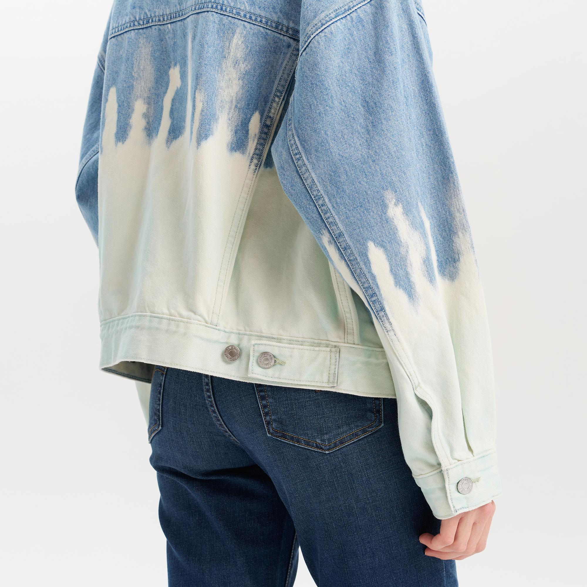 Levi's? Women's Gradient TYPE III Performance Cool Denim Jacket - 图片 7