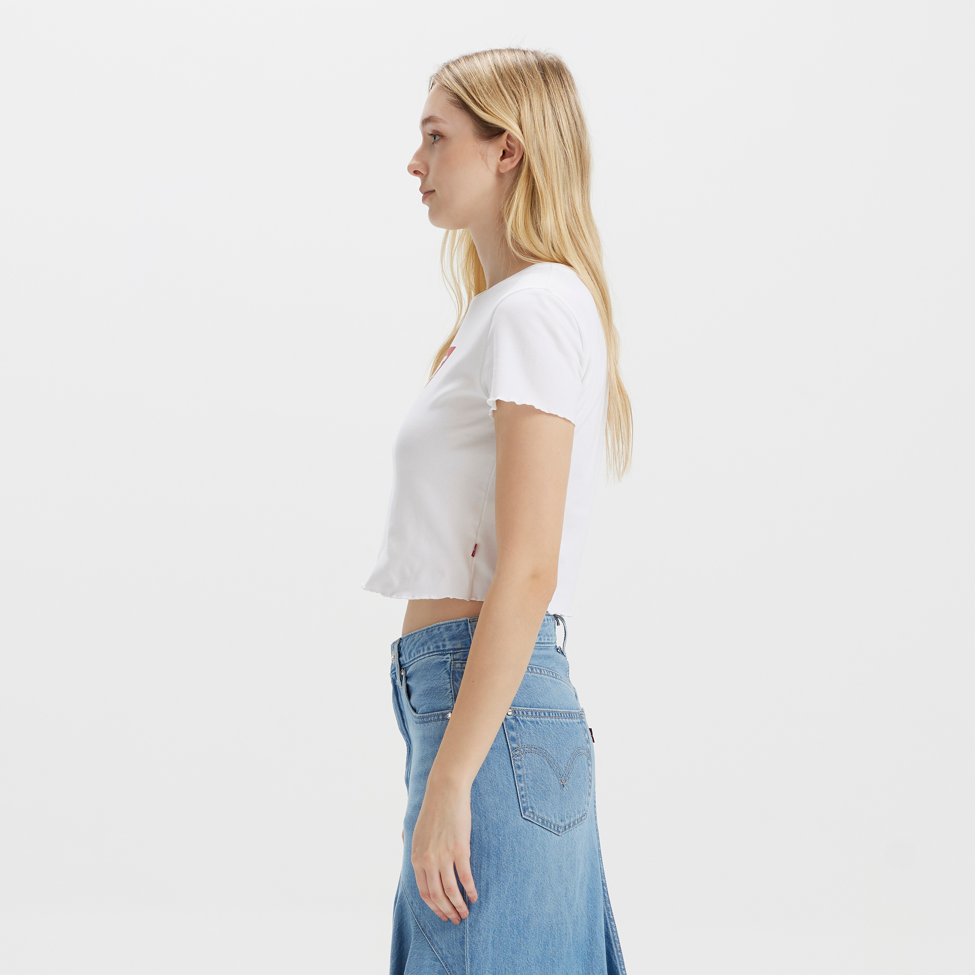 Levi's? Women's Cropped Logo Short Sleeve - 图片 3
