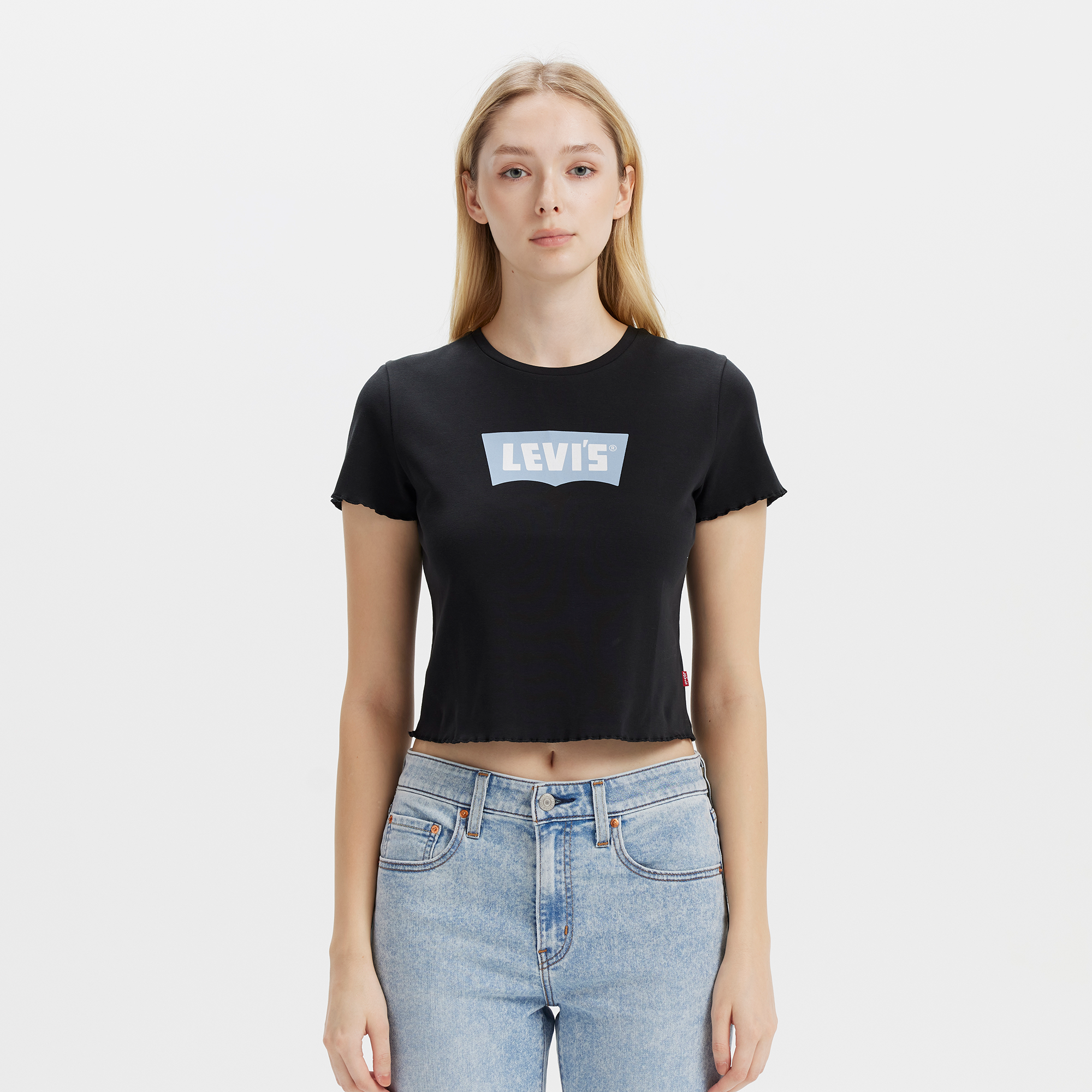 Levi's? Women's Cropped Logo Short Sleeve