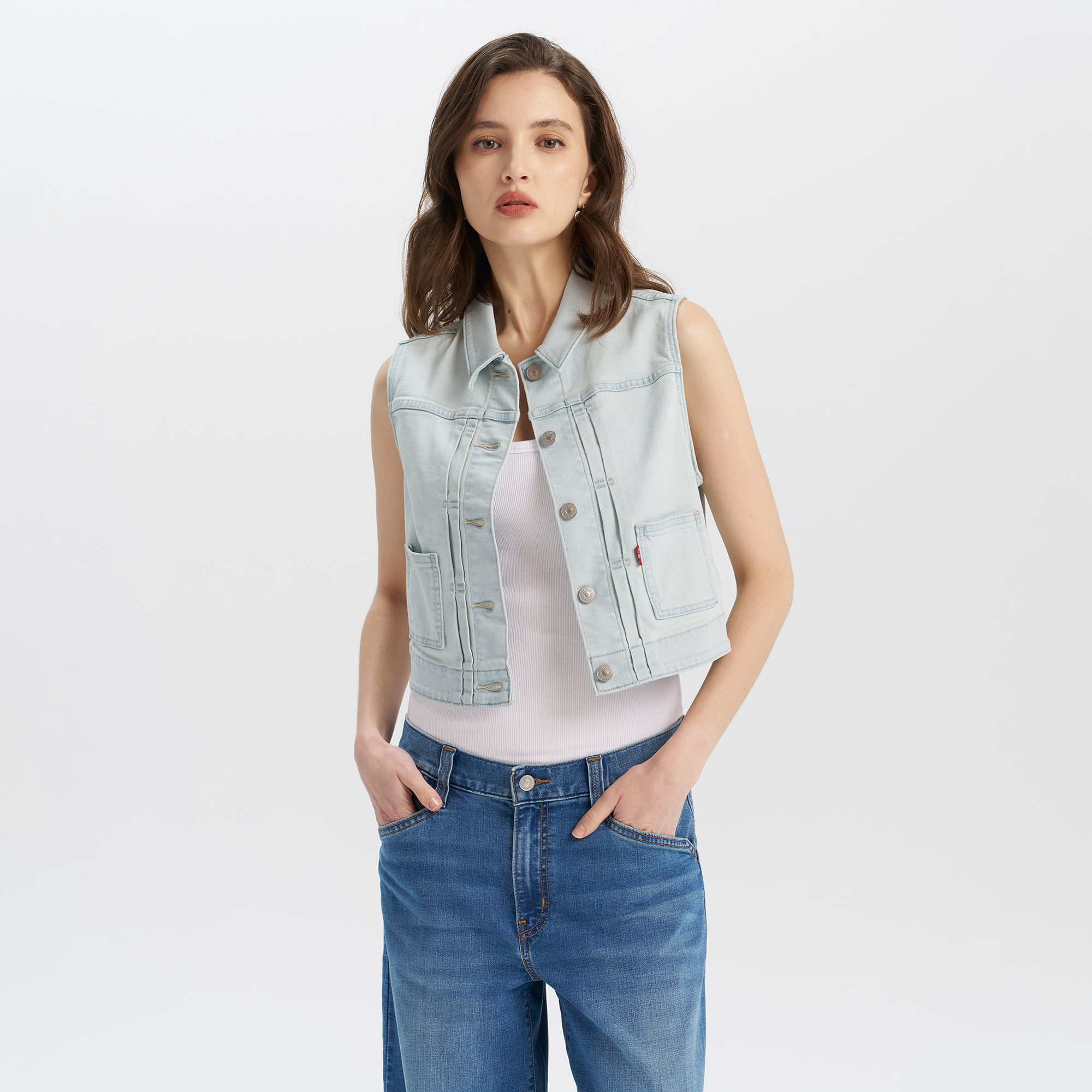 Levi's? Women's Performance Cool Denim Vest - 图片 3