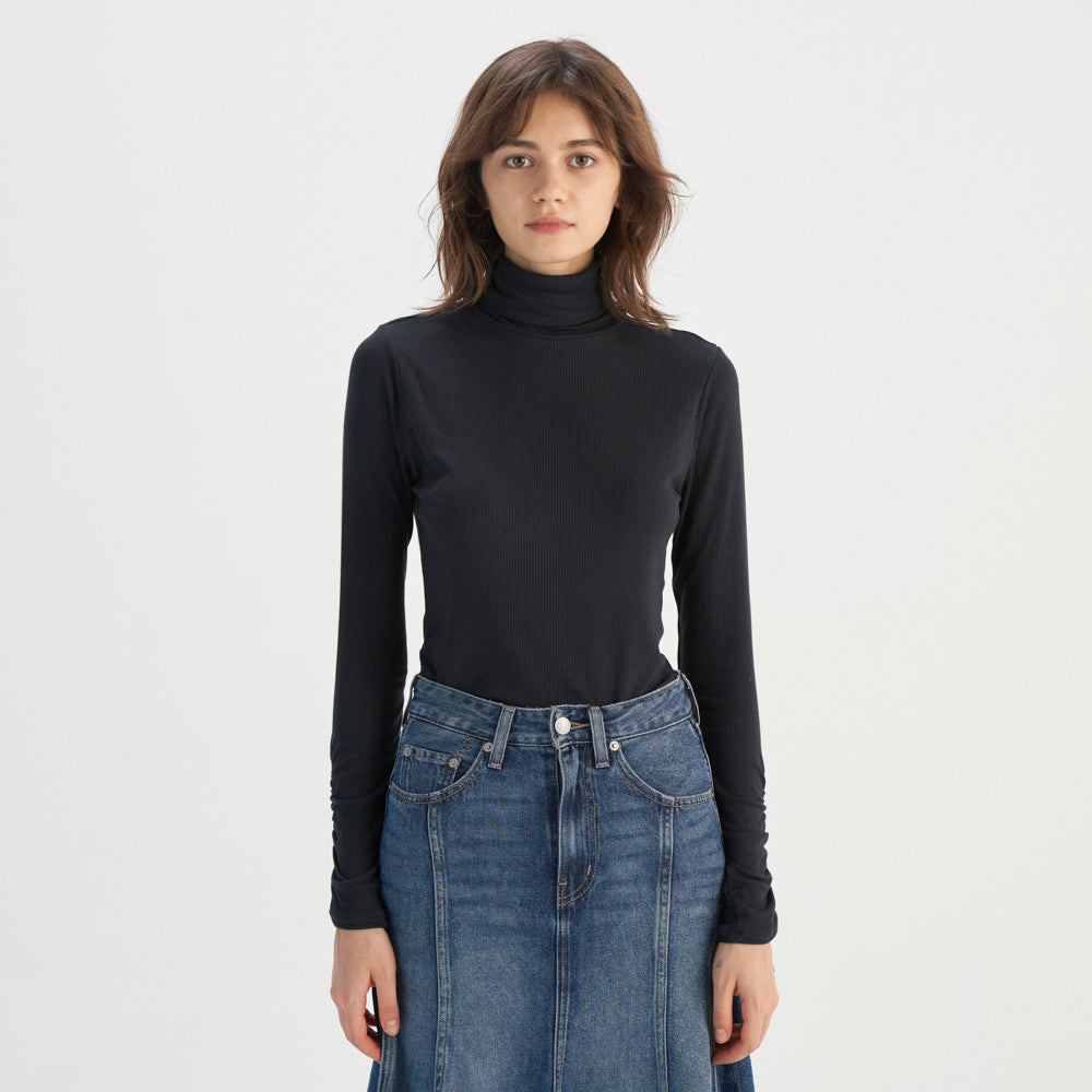 Levi's? Black Long-Sleeve Turtleneck Shirt