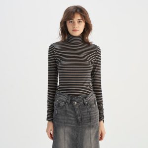Levi's? Women's Black and Tan Striped Turtleneck Top
