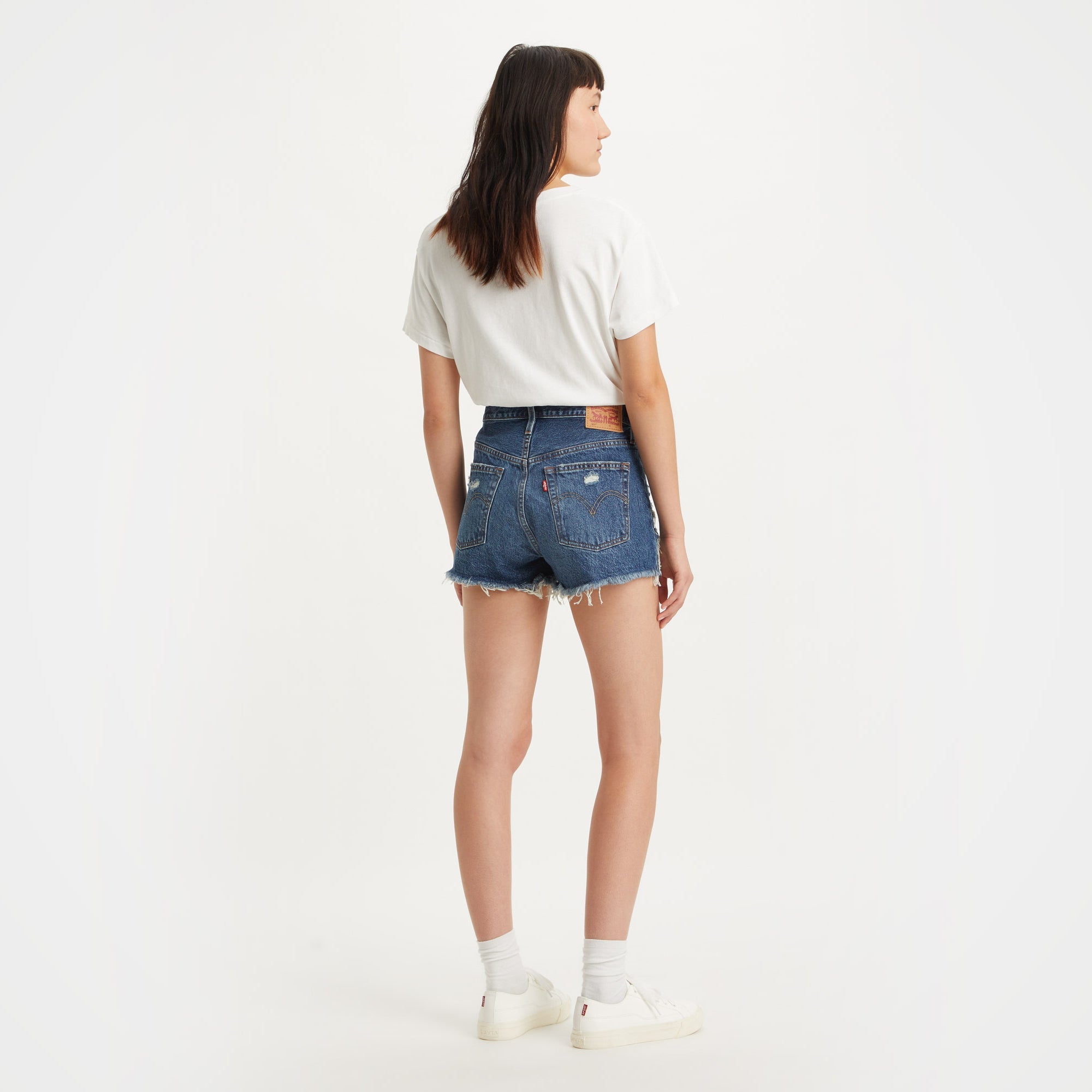 Levi's® Women's 501® Original High Rise Jean Shorts - 图片 2