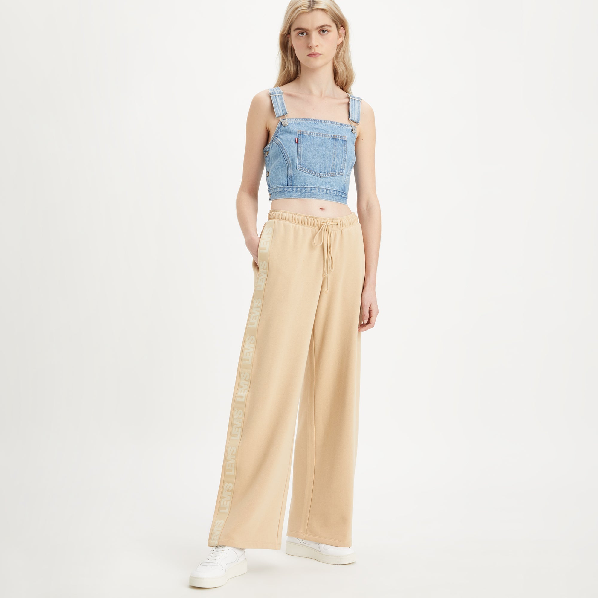 Levi's? Women's Graphic Low Rider Sweatpants - 图片 2