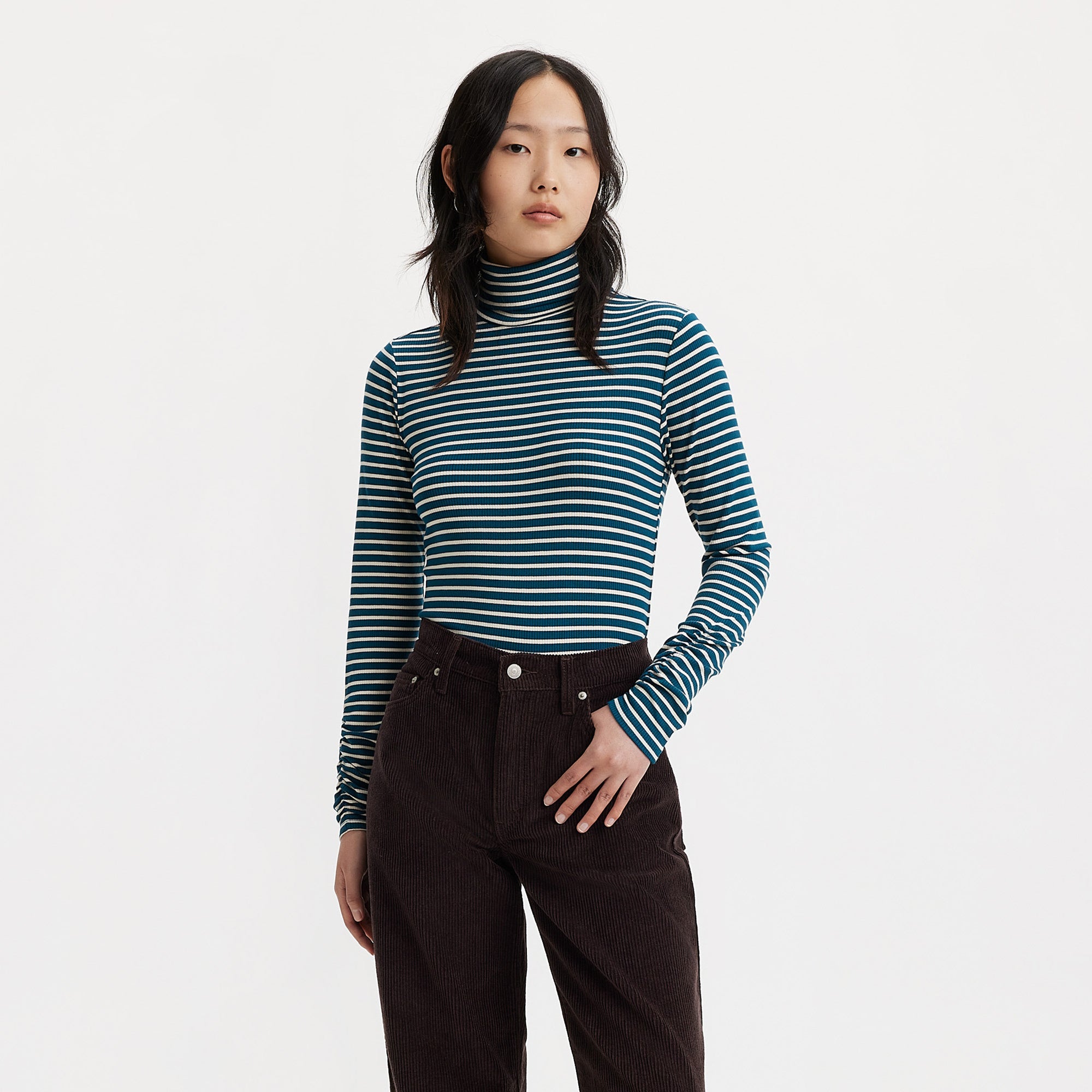 Levi's? Women's Ruched Turtleneck - 图片 3