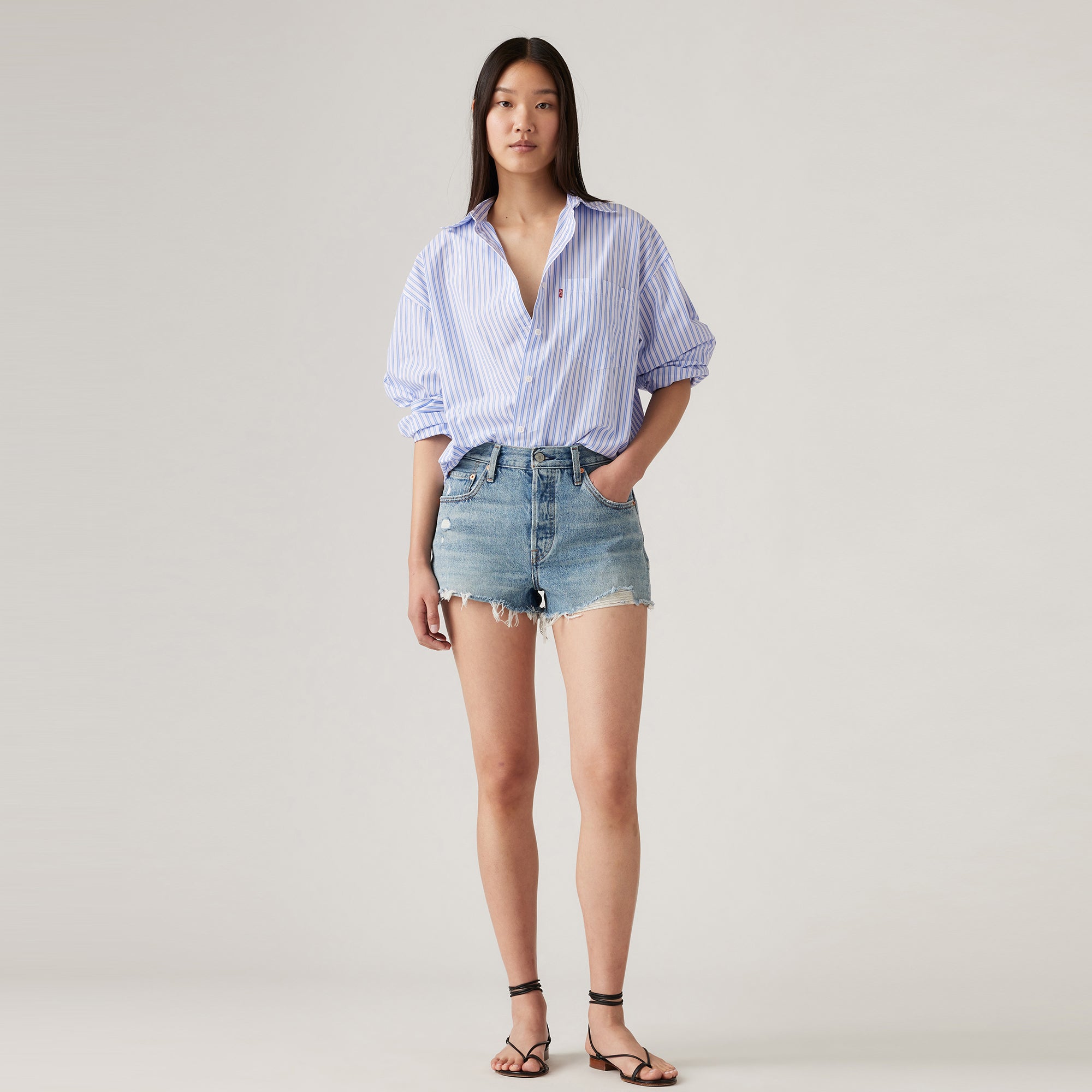 Levi's® Women's 501® Original High-Rise Jean Shorts - 图片 4
