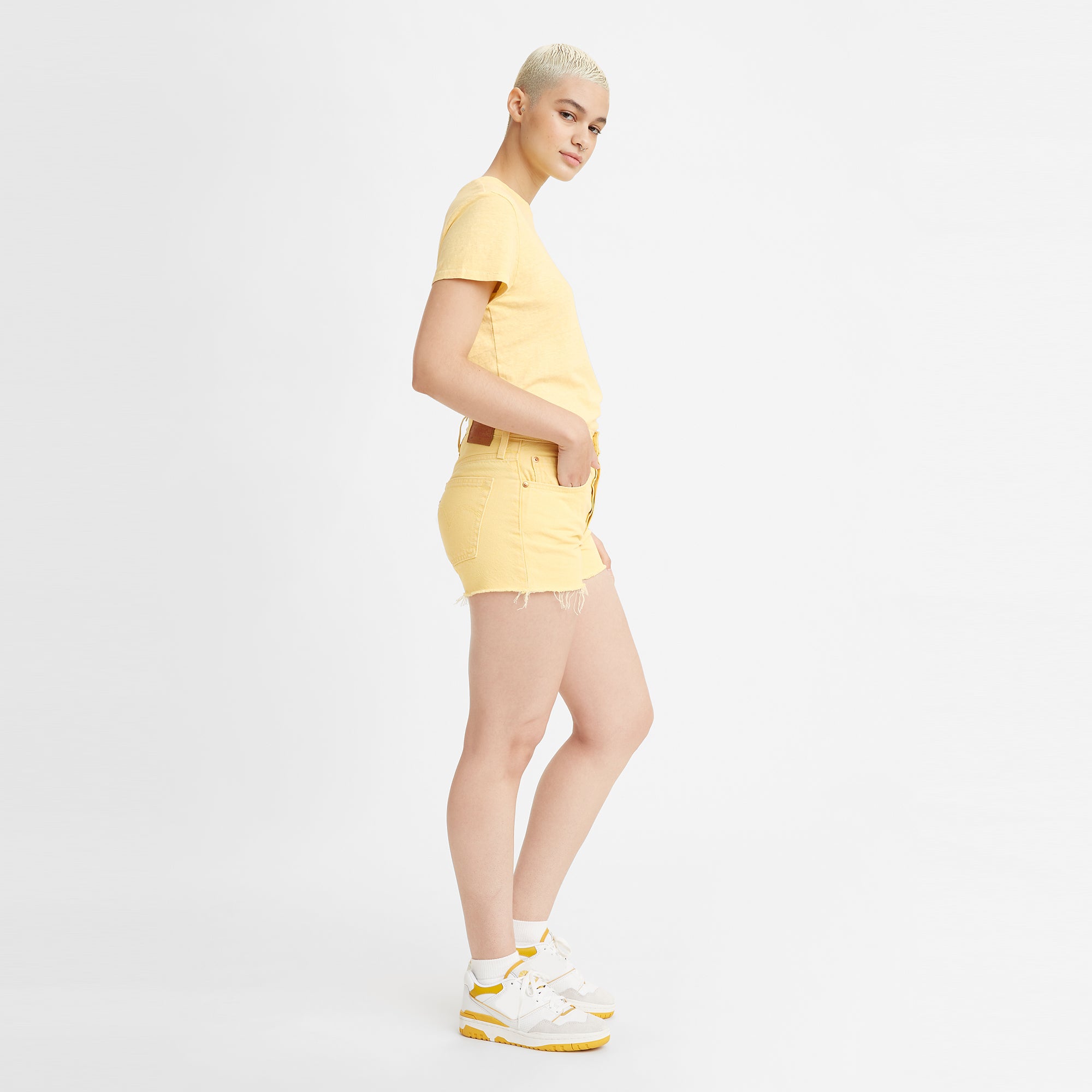 Levi's® Fresh® Women's 501® Original High-Rise Jean Shorts - 图片 4