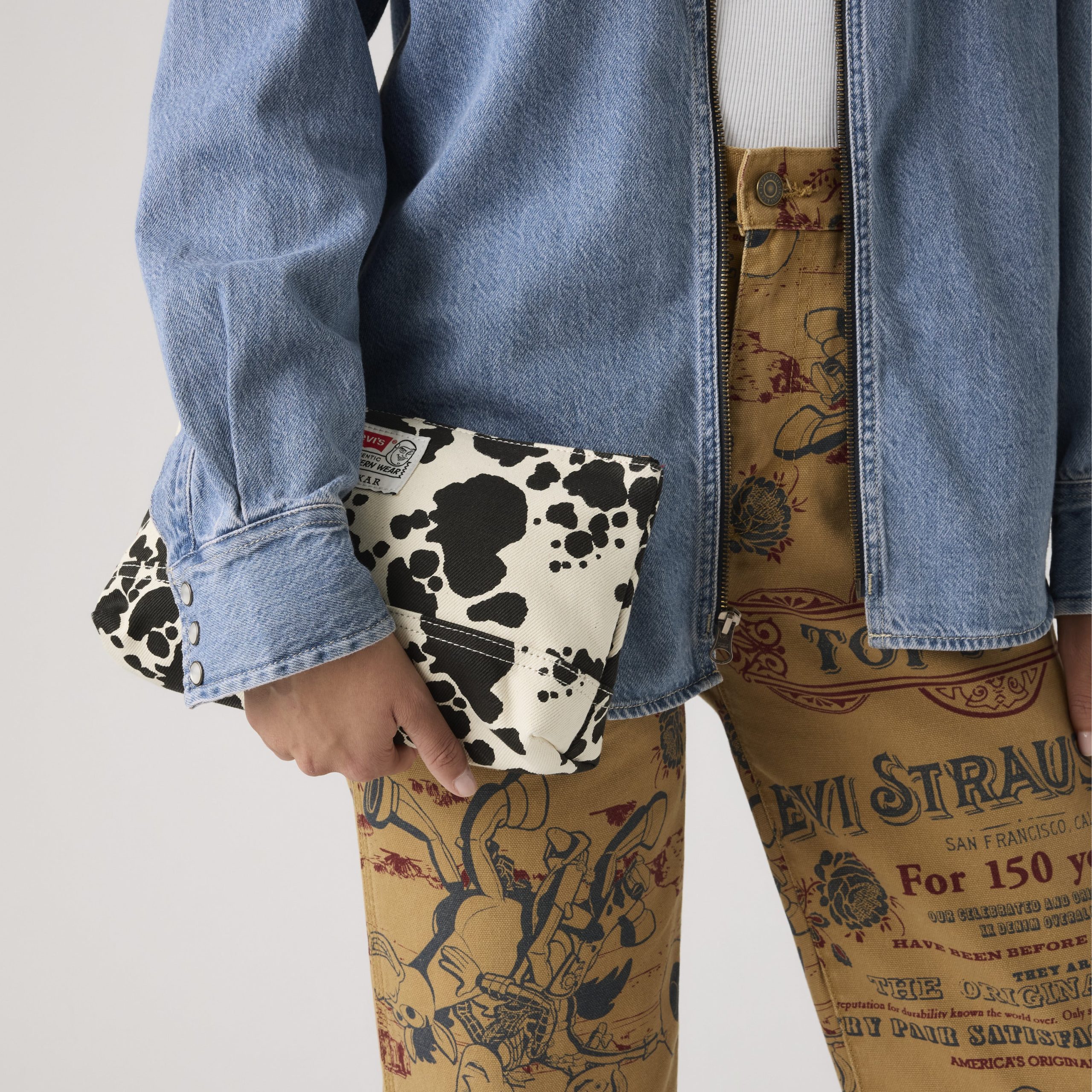 Levi's® x Toy Story Cow Pouch - 图片 2