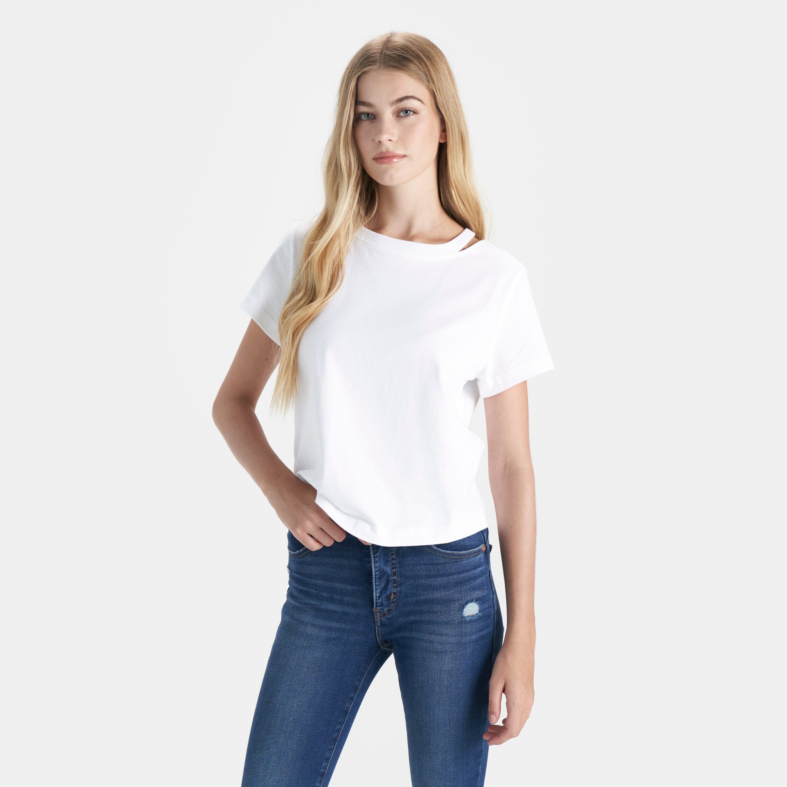 Levi's? Women's Standard Fit Cotton T-Shirt