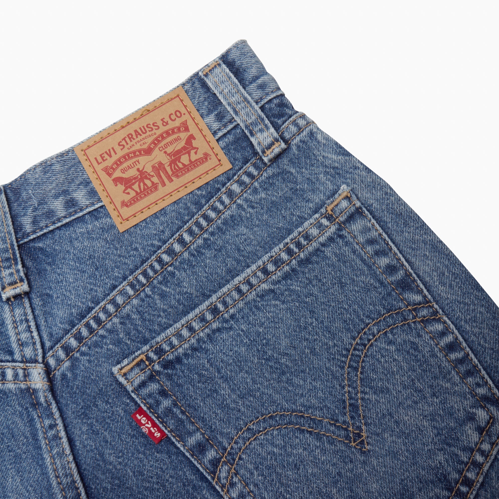 Levi's® Women's High-Waisted Mom Shorts - 图片 7