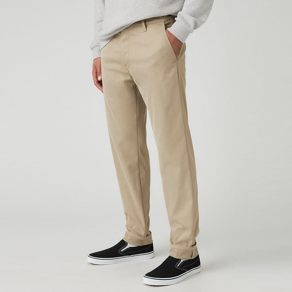 Levi's? Men's XX Chino Standard Taper Tech+