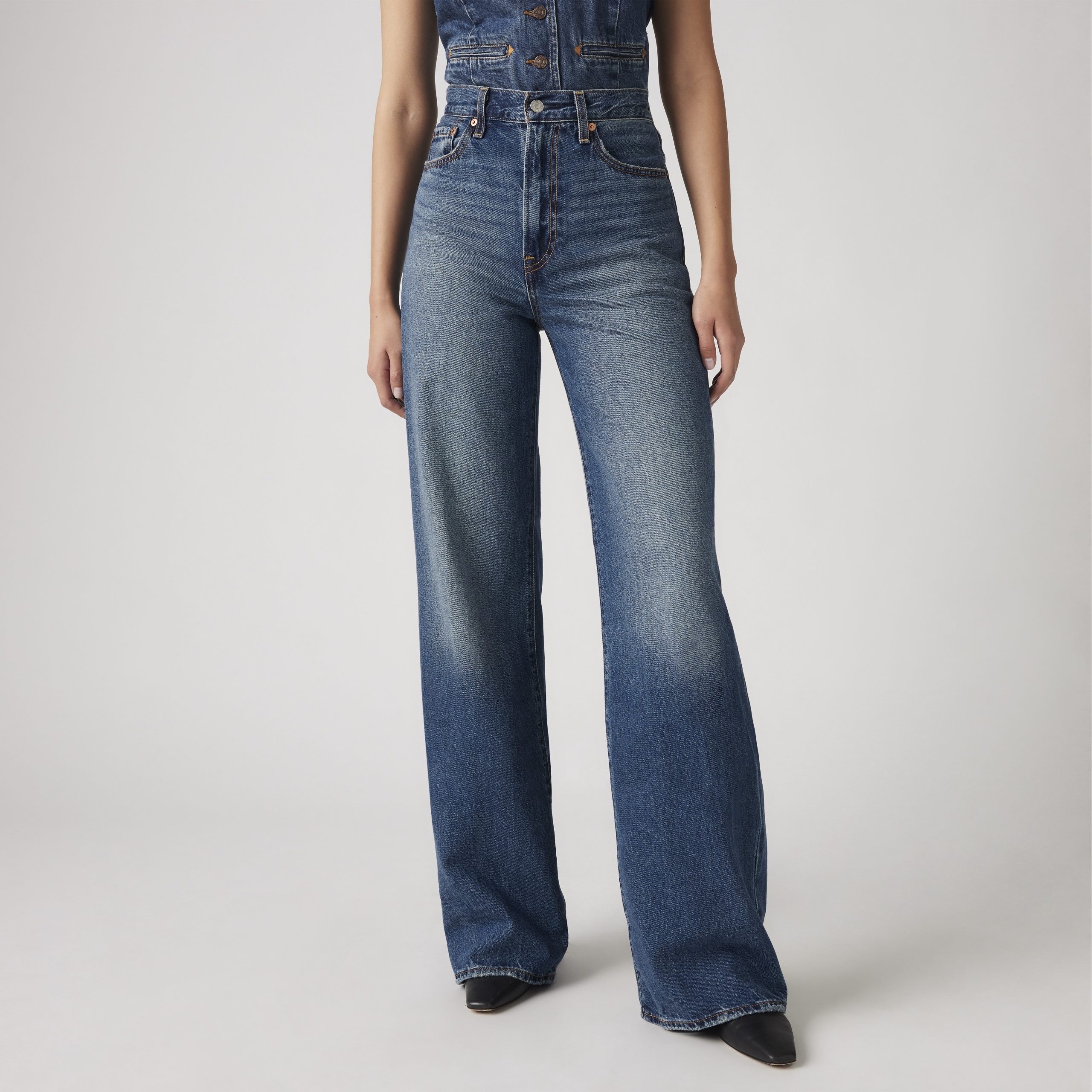 Levi's® Women's Ribcage Wide-Leg Jeans
