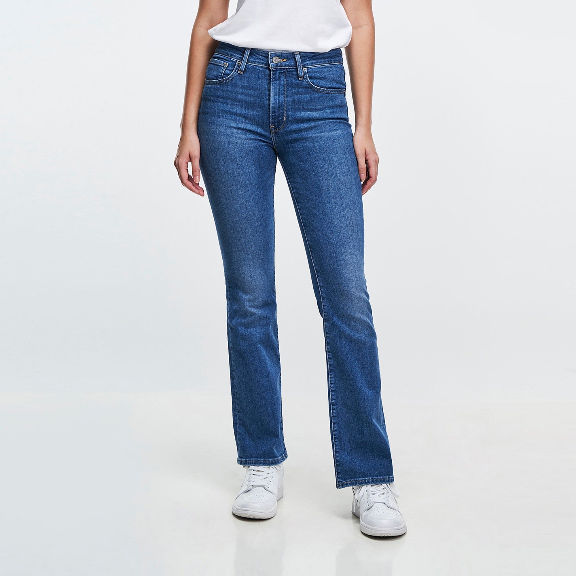 Levi's® Women's 725 High-Rise Bootcut Jeans