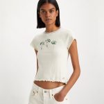 Levi's? Women's Graphic Dry Goods Short Sleeve T-Shirt