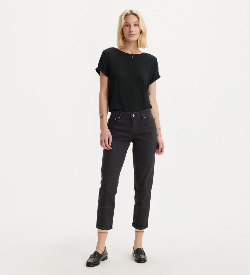 Levi's® Women's Mid-Rise Boyfriend Jeans