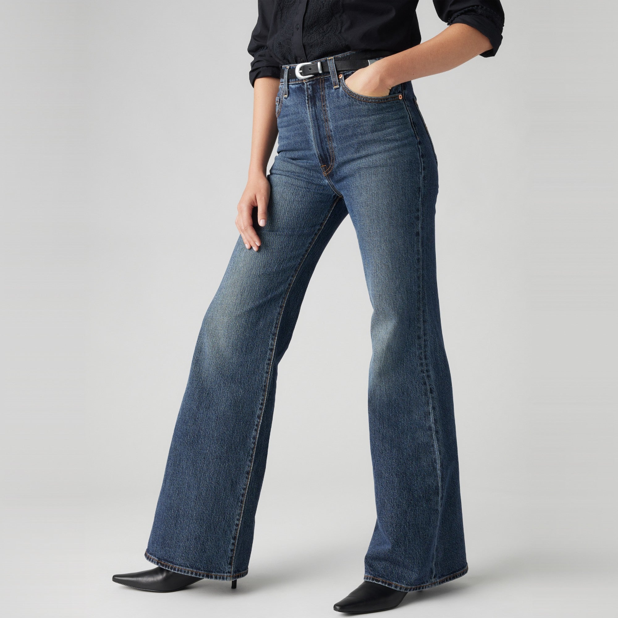Levi's® Women's Ribcage Bell Jeans - 图片 6