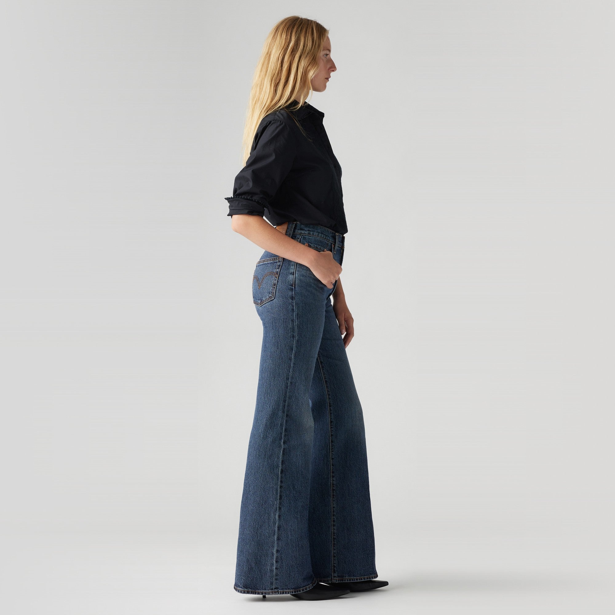 Levi's® Women's Ribcage Bell Jeans - 图片 4