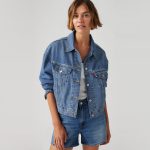 Levi's? Women's Shrunken '90s Trucker Jacket